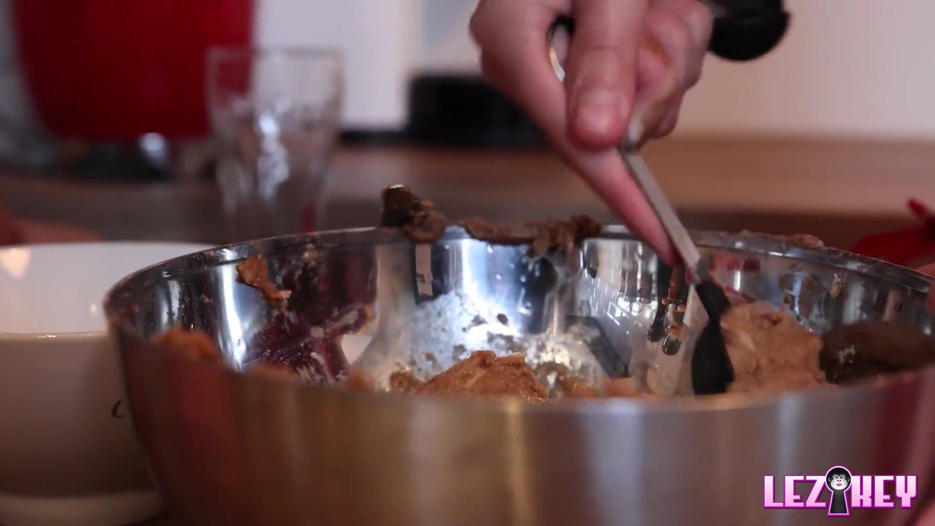 LezKey – Finger Fuck Frenzy Girls Who Cum Alone