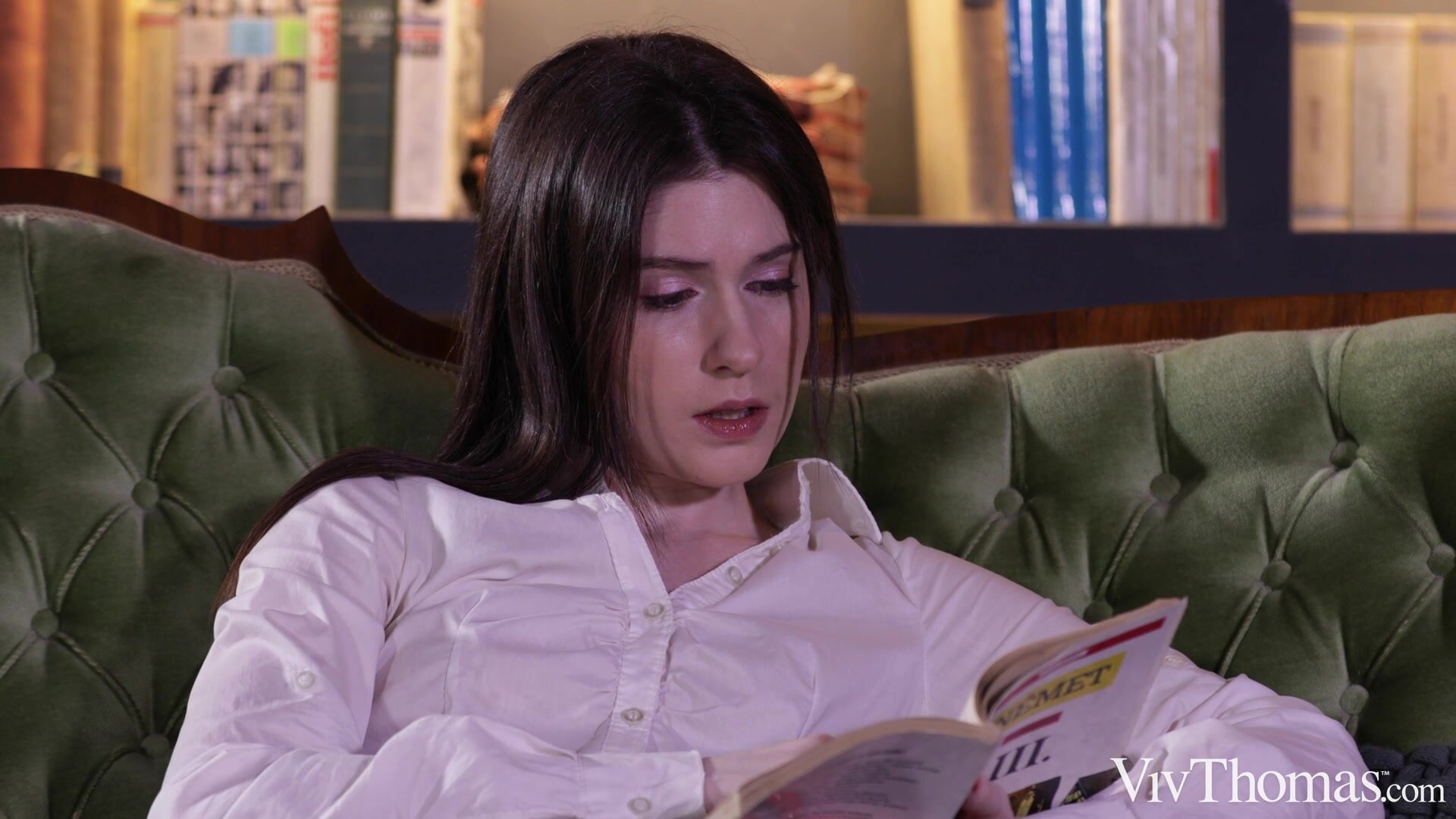 VivThomas – Pearl And Amirah Adara Pearls Desires