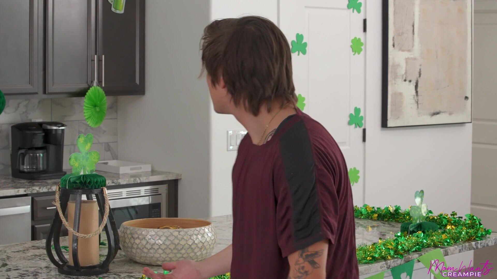 MomWantsCreampie – Ellie Murphy