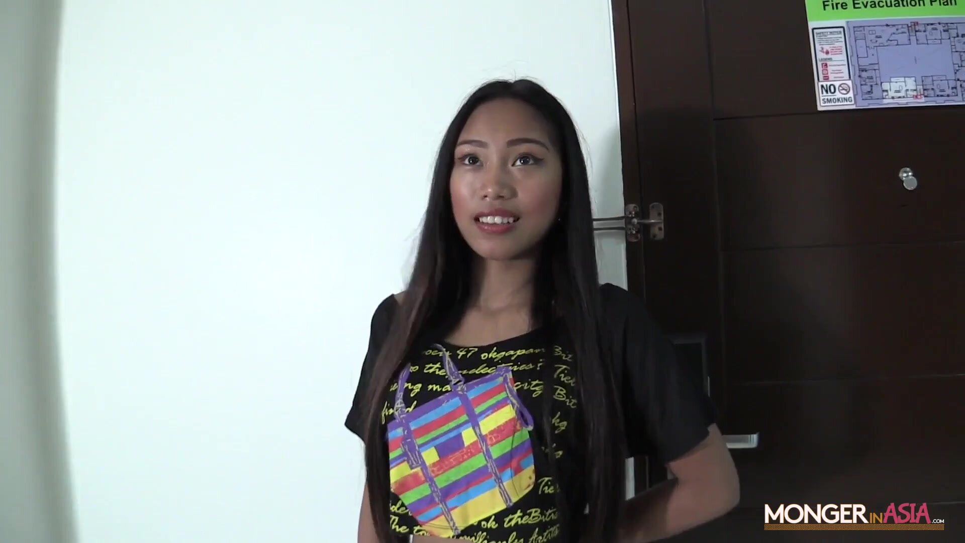 E – (ozn) MIA Elisa Is A Cute Asian Bang Maid Big Dick Interracial Petite (1080)