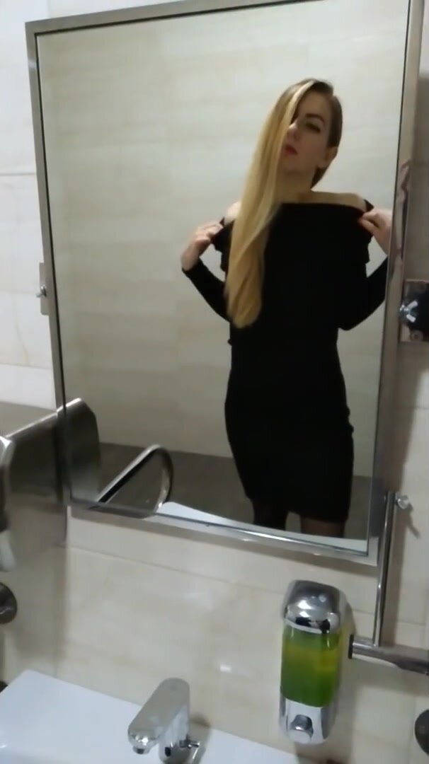 Eleo and Mish – Intermission in Theater – it’s Time to Blowjob and Cum in Public Toilet