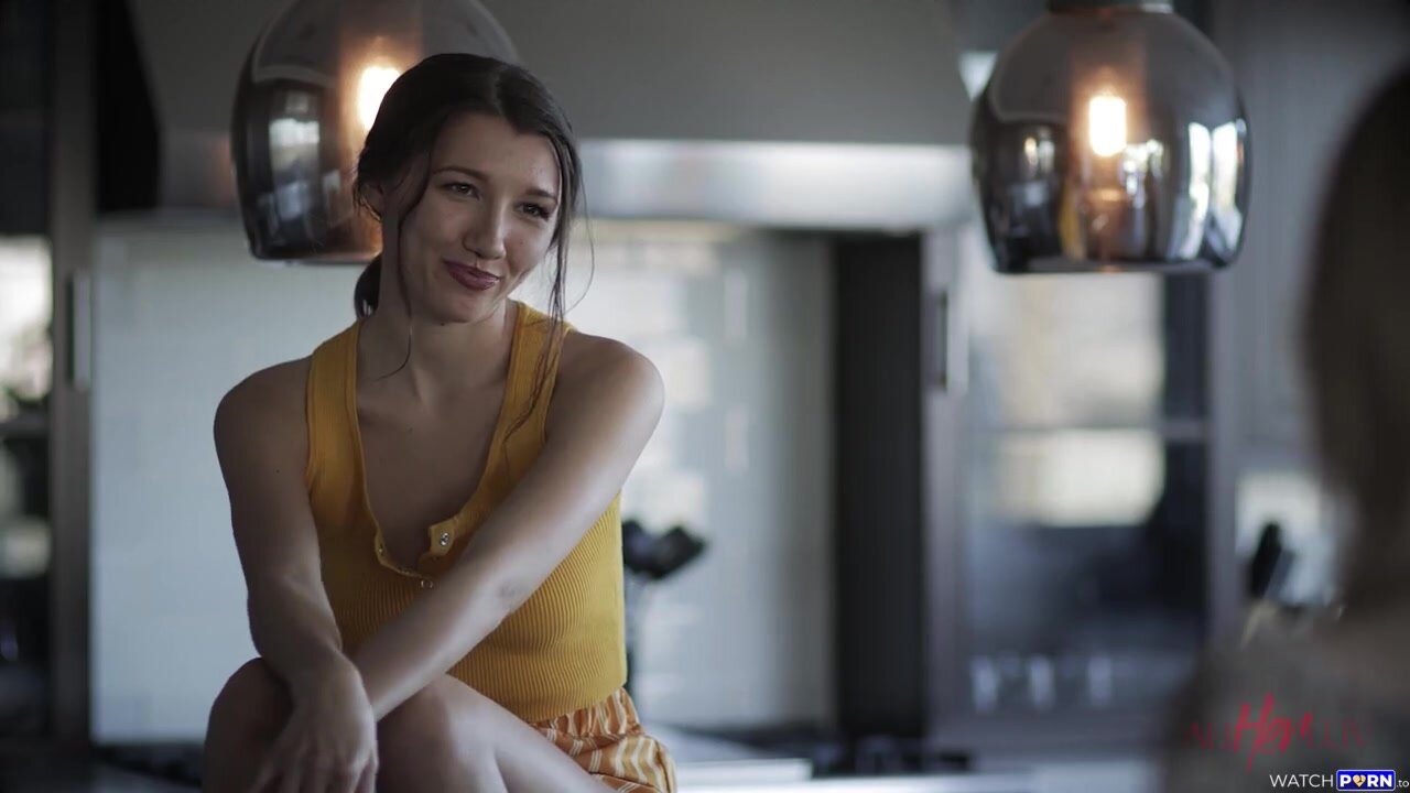 Lily Larimar, Maya Woulfe – Influence Pt 2