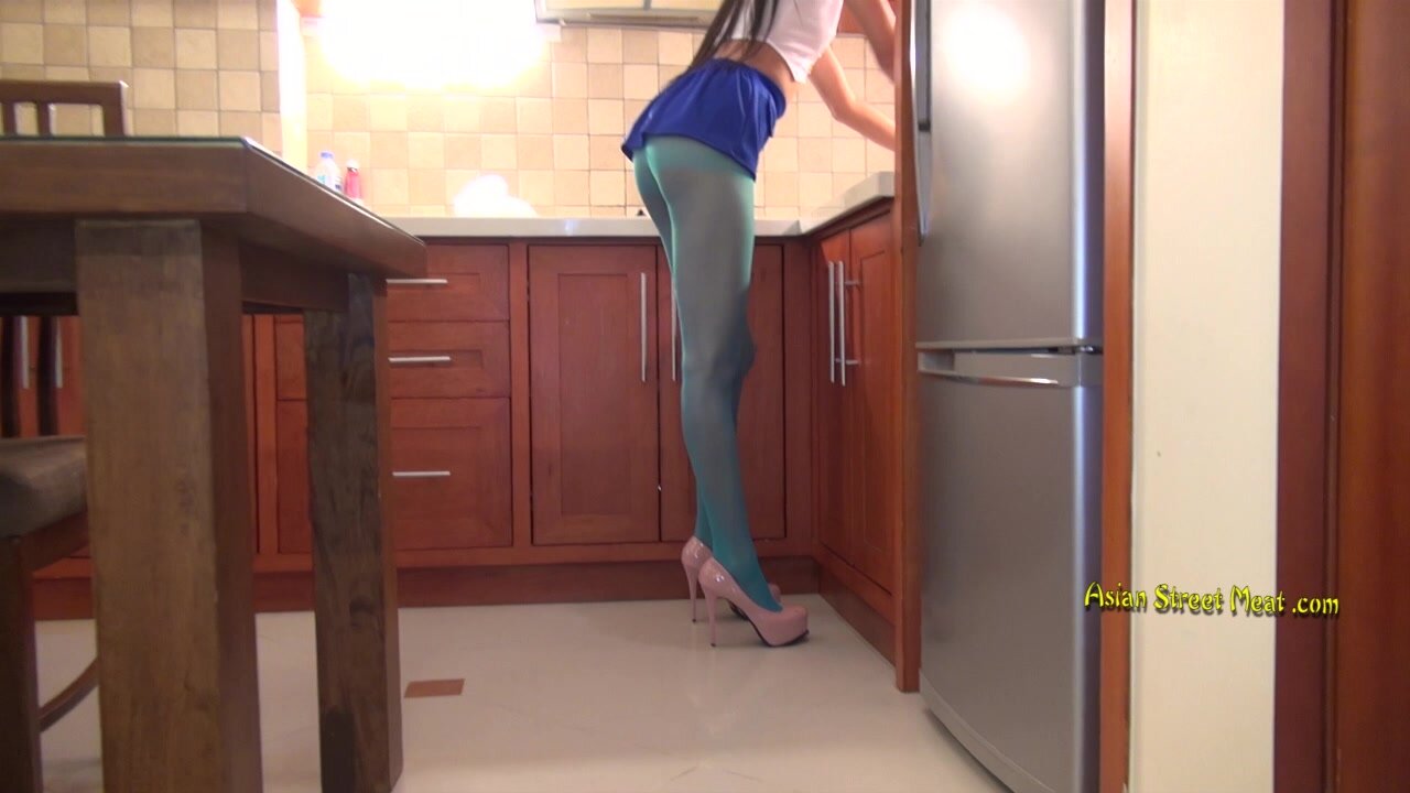 AsianStreetMeat – Fly By