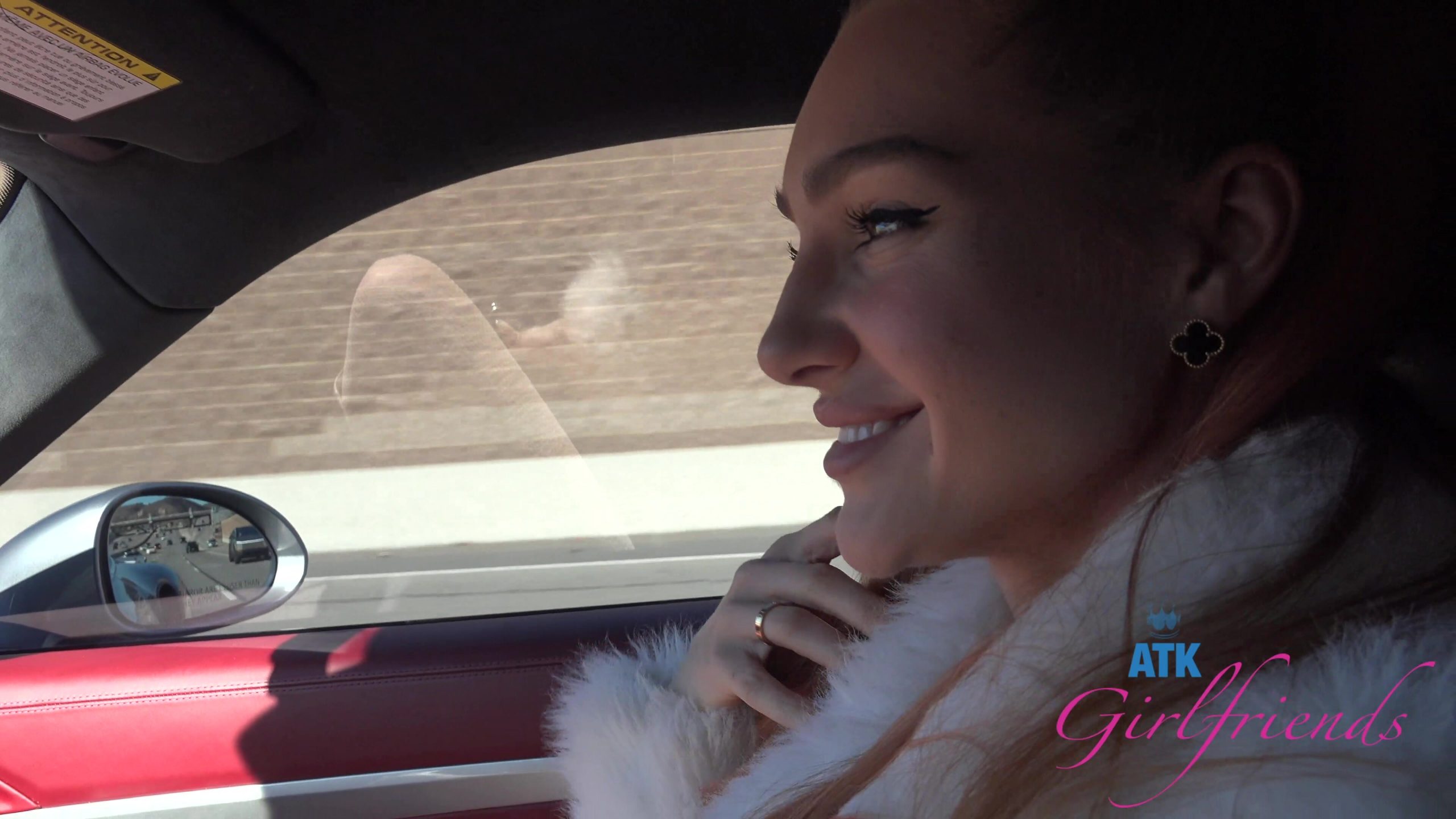 Virtual Date – Little Dragon Malibu Part 1