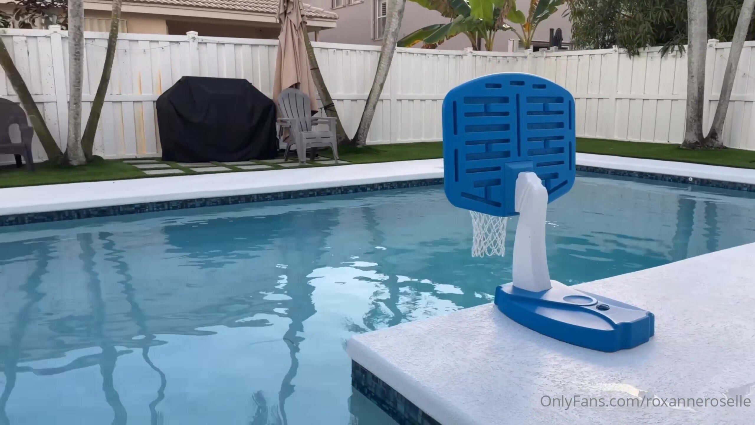 Roxanne Roselle Jmac pool fuck 2
