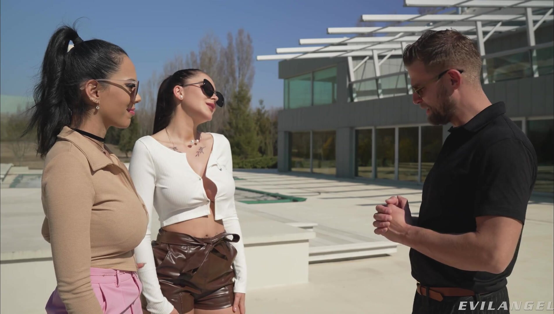 Mary Bambola and Katrina Moreno Rocco’s Sex Clinic: Treatment #14