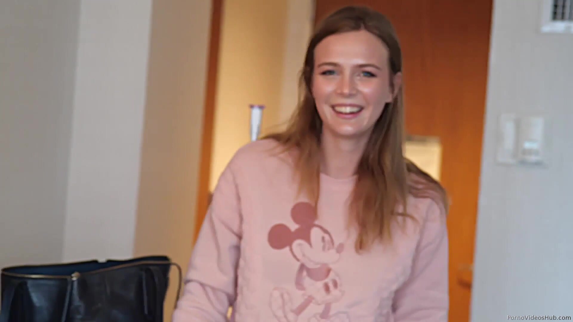 TribalBBC Stella Sedona Gets Insanely Fucked at Airport