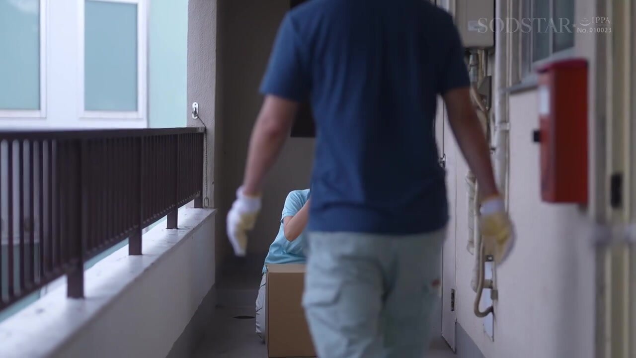 START-507 “Do you have breasts?” A beautiful young part-time worker is sexually harassed at a moving company… and made to cum repeatedly by her sweaty boss’s huge dick. Haru Shibasaki