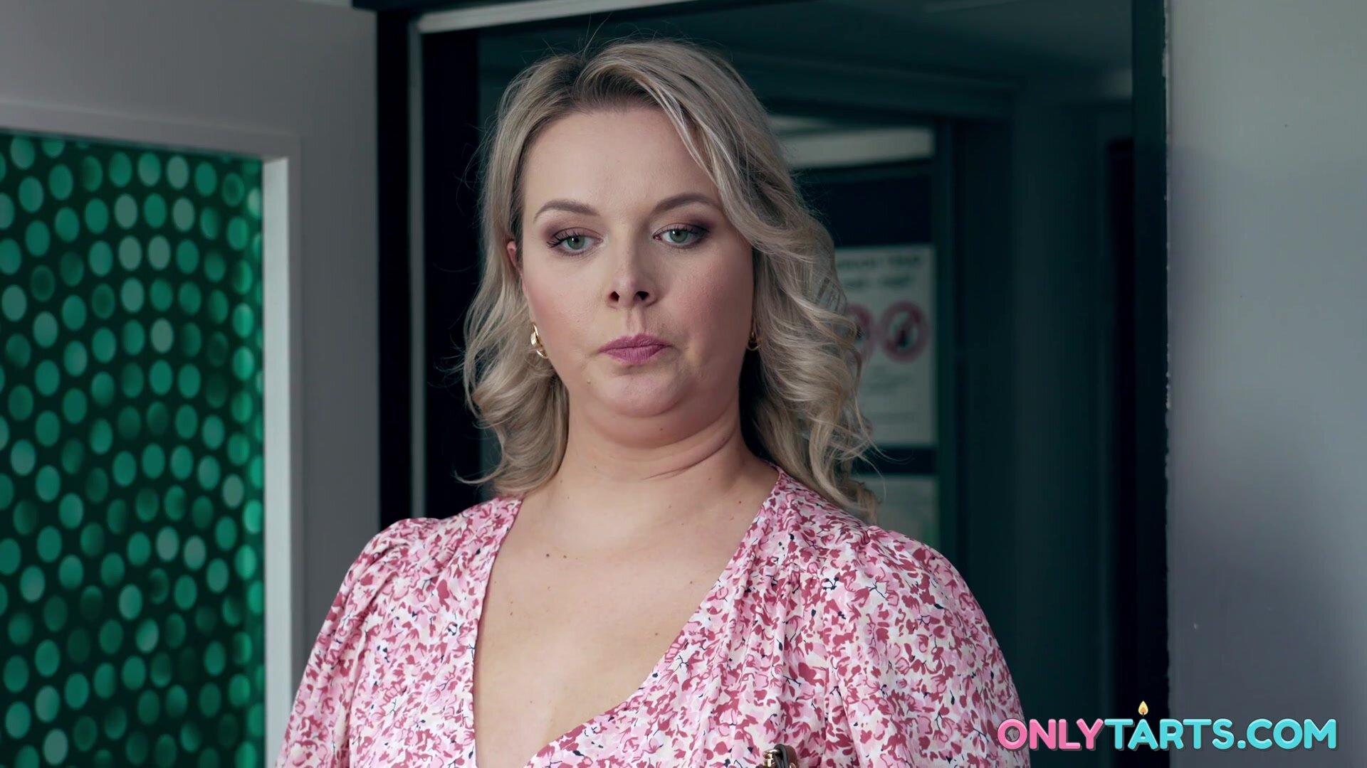 OnlyTarts – Noi Feja And Nikky Dream – Stepmothers Turn