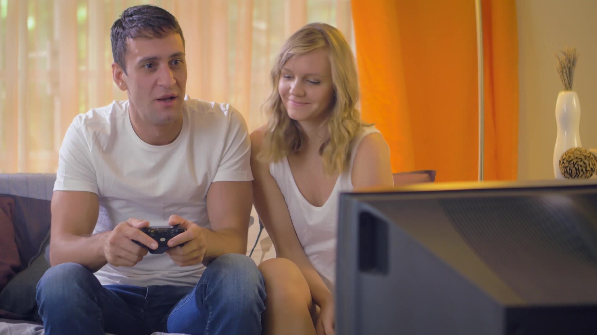 Babes – Ani Black Fox