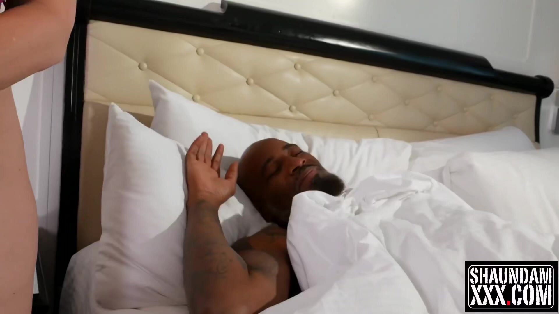 Sara Jay – Celebration Return From Colombia