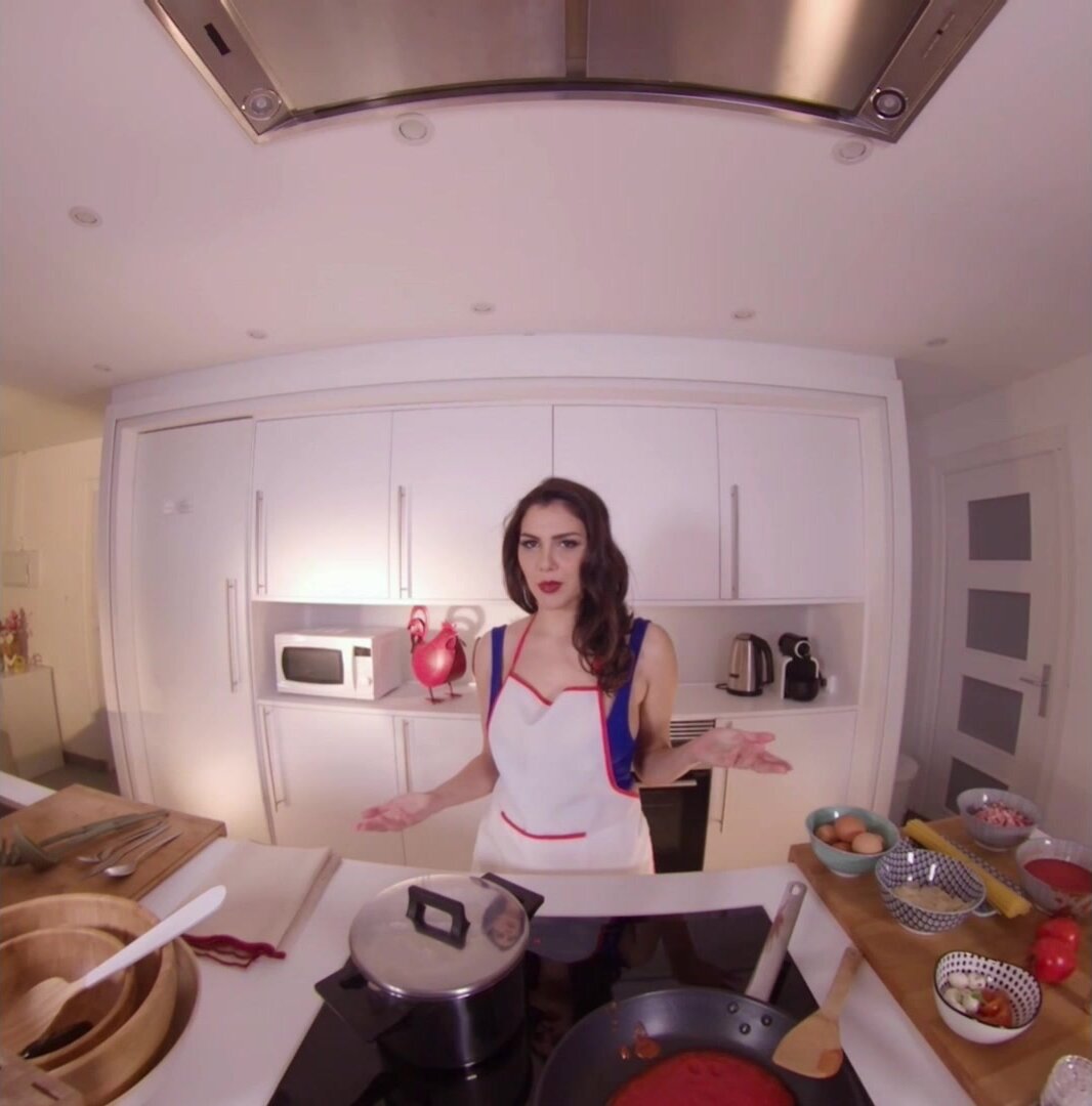 Valentina Nappi – Valentina’s Kitchen VR