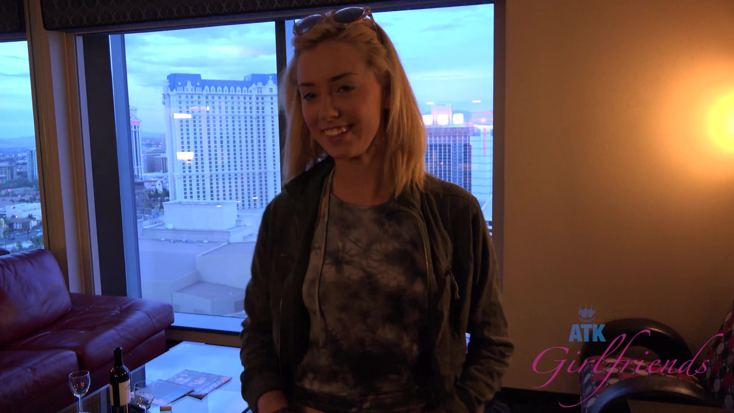 Virtual Vacation – Las Vegas 1/3 Haley Reed