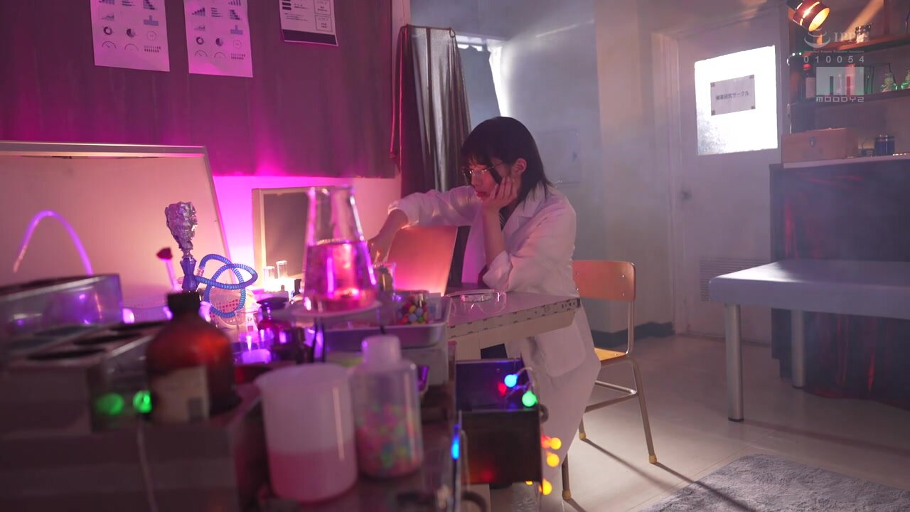 MIDA-519 In our club, we are always looking for members who can control Director Ishihara, who has become an aroused monster due to the concentrated aphrodisiac that boosts sensitivity! Nozomi Ishihara