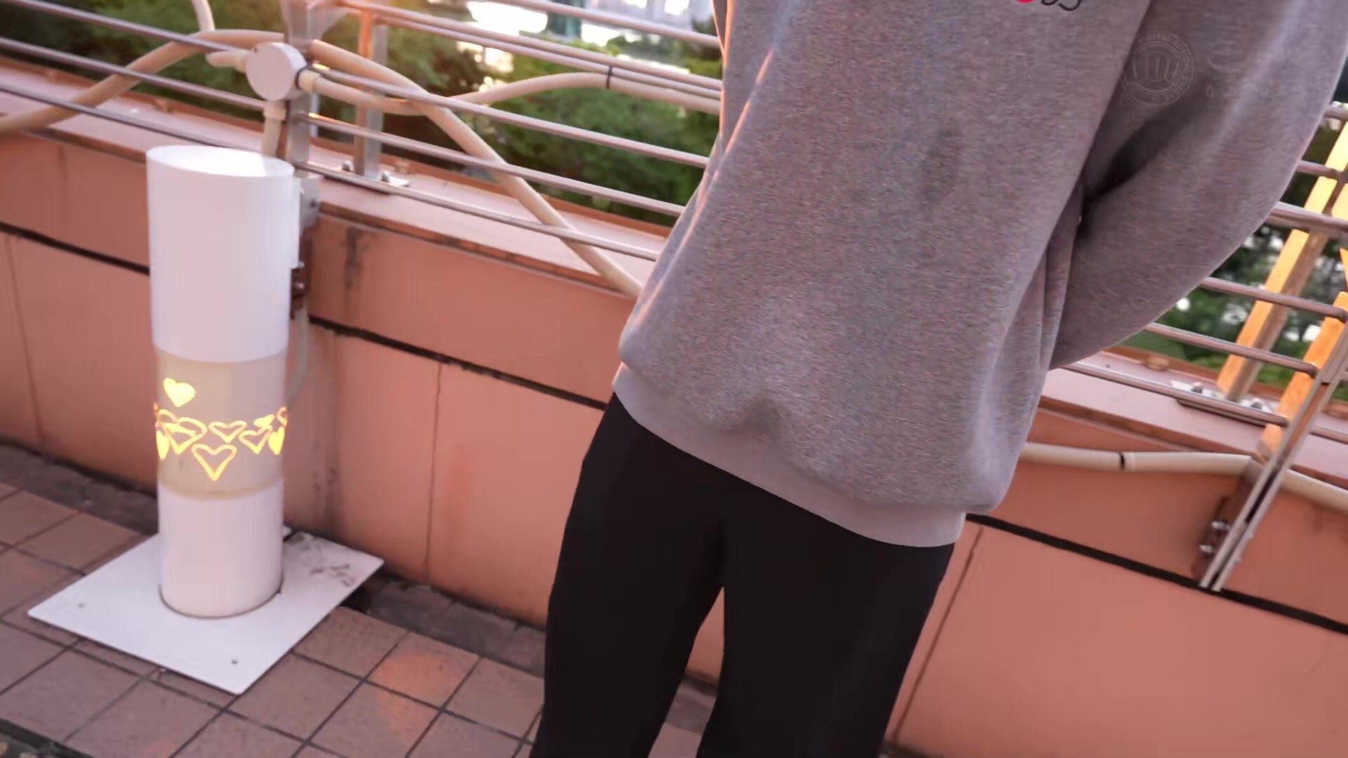 [MAAN-1027] [G-cup beauty and tent outdoor play] Intense titty fucks in a seaside tent! Sensitive pussy squirts under fingering! Oil-lubed sexy body delivers a full-course sex feast!! [PornGirl] Kisaragi Riisa.