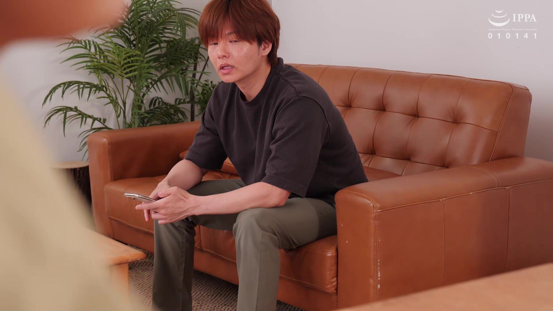 VENX-292 My wife’s mother has recently started worrying about her voluptuous mature body, and seeing her embarrassment made me get an erection. Yuri Honma