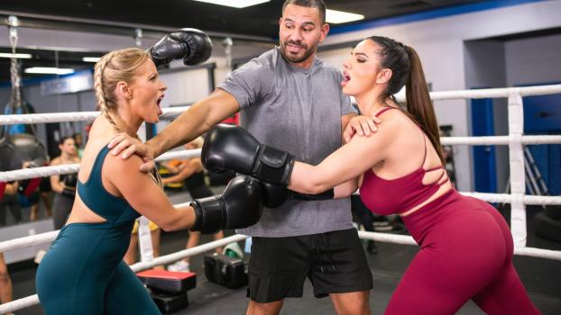 BzzsExxtra – Danielle Renae & Raissa Bellini – A Pair Of Knock-Out MILFs